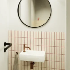 Luca Varess Cubic fonteintje